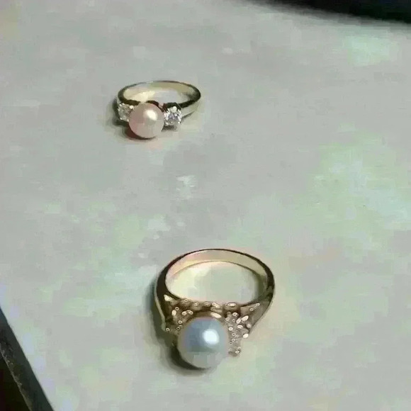 Gold tone light blue  pearl rhinestones (CZ ?) ring size 6 NWOT - Picture 6 of 16